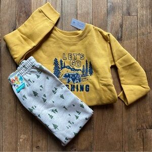 NWT Toddler Sweatshirt Sweatpants Set - 4T